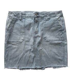 Seven7 Utility Denim Jean Skirt Mini Light Blue Stripe Size 10 Raw Fray hem